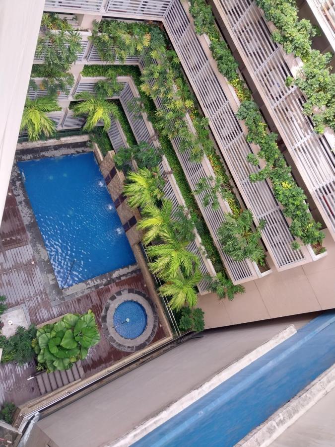 Alps At 150 Newport Blvd Condominum Near T3 Pasay Eksteriør bilde